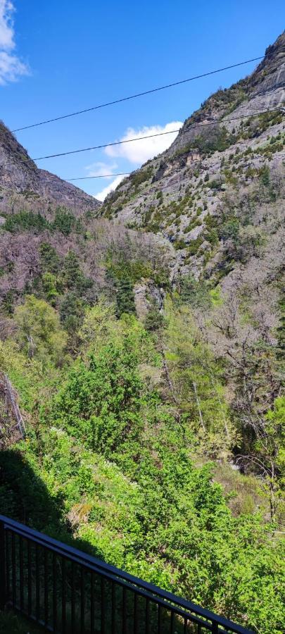 El Llano De Escarrilla - Tucasaenlospirineos Luaran gambar